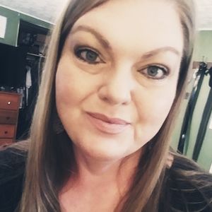 Meet your Posher, Pam